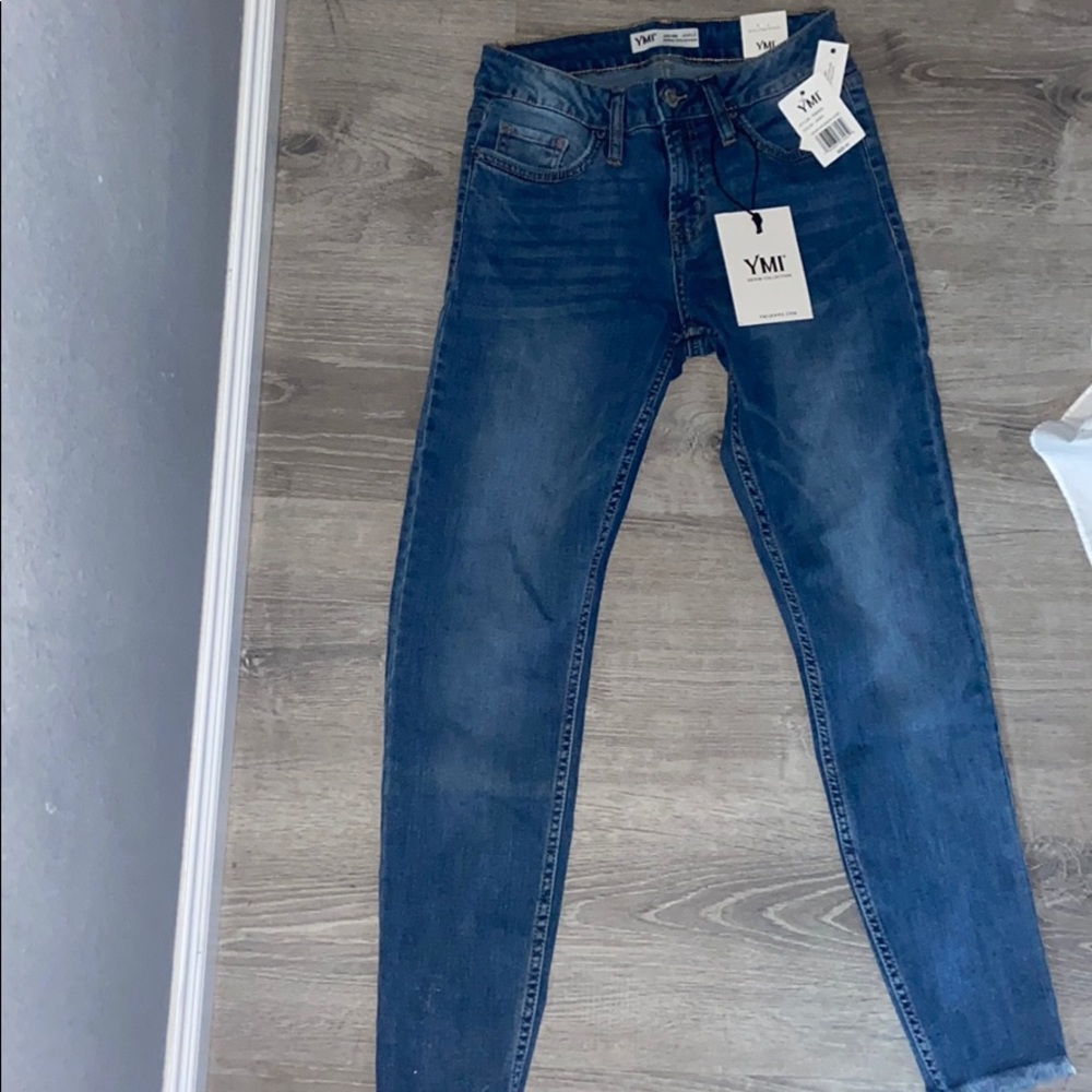 Mid-rinse ankle denim jeans